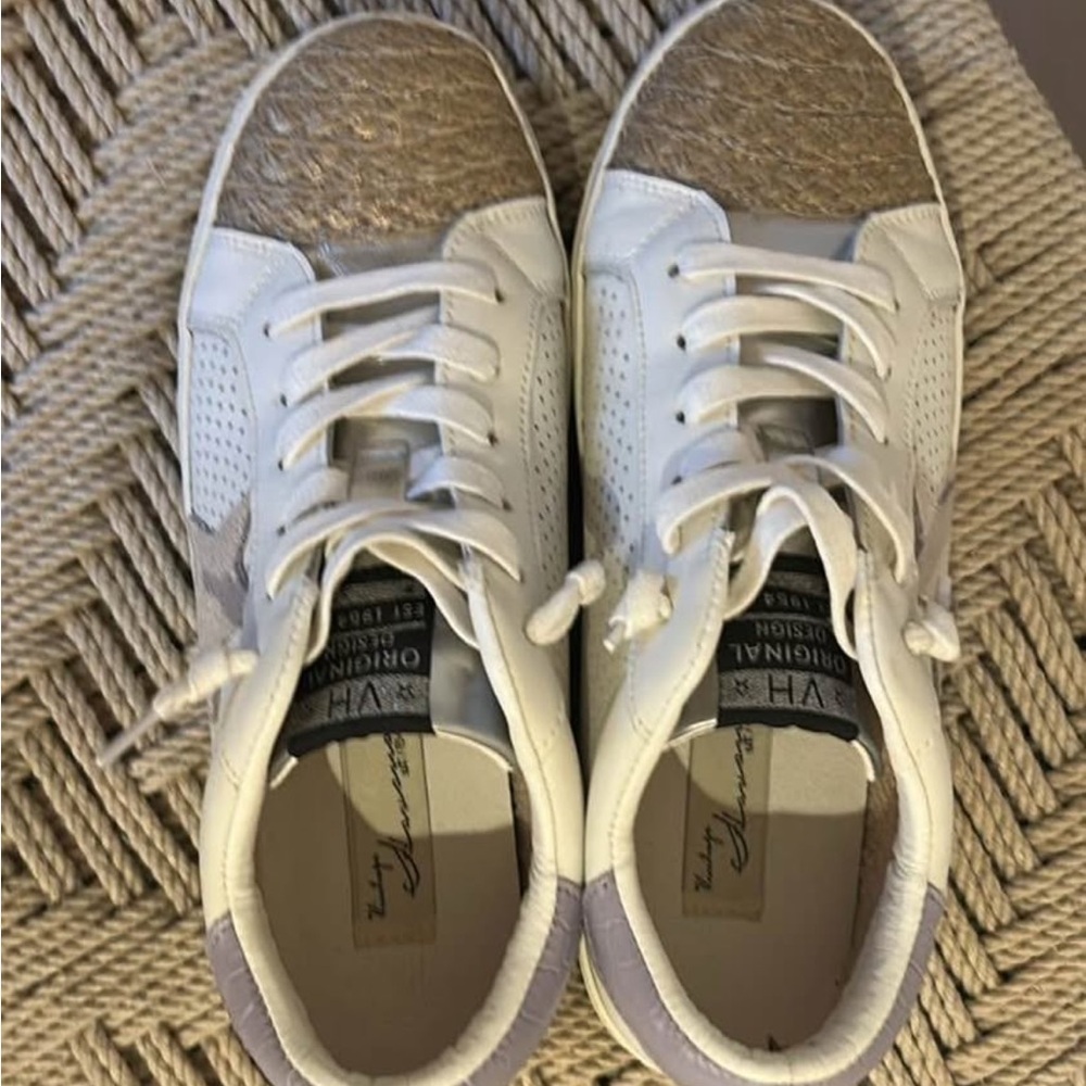 Vintage Havana White and Tan Sneakers